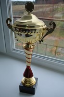 Кубок за 1 место в благоустройстве школьной территории-2016.jpg